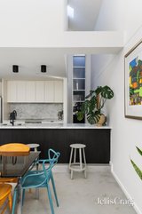https://images.listonce.com.au/custom/160x/listings/170-stawell-street-richmond-vic-3121/198/01950198_img_07.jpg?AH5yFSjIC7c