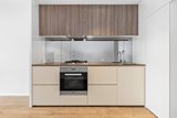 https://images.listonce.com.au/custom/160x/listings/1701s889-collins-street-docklands-vic-3008/259/01818259_img_04.jpg?SEBFzWmfwjM