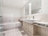 https://images.listonce.com.au/custom/160x/listings/17052-albert-road-south-melbourne-vic-3205/440/00400440_img_08.jpg?Re7JwXWUHHg