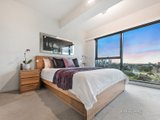 https://images.listonce.com.au/custom/160x/listings/17052-albert-road-south-melbourne-vic-3205/440/00400440_img_09.jpg?F4suJY7jNDQ