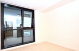 https://images.listonce.com.au/custom/160x/listings/170912-queens-road-melbourne-vic-3004/937/01980937_img_05.jpg?IDELUilcRco