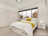 https://images.listonce.com.au/custom/160x/listings/171-dow-street-port-melbourne-vic-3207/049/01087049_img_13.jpg?GVBFT5_Cm-4