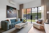 https://images.listonce.com.au/custom/160x/listings/171-kerferd-road-albert-park-vic-3206/377/01702377_img_09.jpg?M2dILq9n-4M