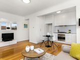 https://images.listonce.com.au/custom/160x/listings/17105-107-park-street-st-kilda-west-vic-3182/119/01087119_img_01.jpg?D89g2N_5rsw