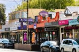 https://images.listonce.com.au/custom/160x/listings/17131-glen-huntly-road-elwood-vic-3184/873/01433873_img_05.jpg?eREf7ChUTbo