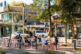 https://images.listonce.com.au/custom/160x/listings/17131-glen-huntly-road-elwood-vic-3184/873/01433873_img_07.jpg?lAYoKQposNc