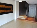 https://images.listonce.com.au/custom/160x/listings/1714-fitzroy-street-st-kilda-vic-3182/572/01087572_img_08.jpg?rf1_HBsxDpc