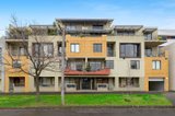 https://images.listonce.com.au/custom/160x/listings/17140-queens-parade-fitzroy-north-vic-3068/654/00541654_img_02.jpg?vuD6GtuNO8k
