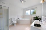 https://images.listonce.com.au/custom/160x/listings/172-holland-road-burwood-east-vic-3151/287/01593287_img_08.jpg?px3-Slq-RVs