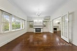 https://images.listonce.com.au/custom/160x/listings/172-rosanna-road-rosanna-vic-3084/414/01967414_img_02.jpg?lY8FMjupm0M