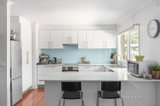 https://images.listonce.com.au/custom/160x/listings/172-station-street-box-hill-south-vic-3128/998/01019998_img_03.jpg?DC1P5veB8n8