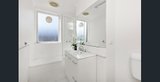 https://images.listonce.com.au/custom/160x/listings/1721-auburn-grove-hawthorn-east-vic-3123/284/01773284_img_04.jpg?esGKqFOGeNc