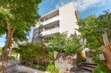 https://images.listonce.com.au/custom/160x/listings/1723-avoca-street-south-yarra-vic-3141/969/01782969_img_04.jpg?6DMg3xecerw