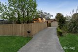 https://images.listonce.com.au/custom/160x/listings/173-cambridge-road-mooroolbark-vic-3138/426/01810426_img_03.jpg?21i00qqTARU