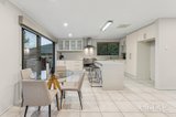 https://images.listonce.com.au/custom/160x/listings/173-cambridge-road-mooroolbark-vic-3138/426/01810426_img_05.jpg?V8MOrSb9YYM