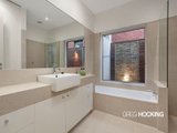 https://images.listonce.com.au/custom/160x/listings/173-mills-street-albert-park-vic-3206/749/01087749_img_14.jpg?8nPb-0rc--Y