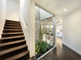 https://images.listonce.com.au/custom/160x/listings/173-nelson-road-south-melbourne-vic-3205/791/01087791_img_09.jpg?3BcUClYGgIQ