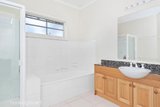 https://images.listonce.com.au/custom/160x/listings/174-brougham-street-kew-vic-3101/103/01684103_img_09.jpg?UbdqIafrZpU