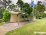 https://images.listonce.com.au/custom/160x/listings/174-cardigan-road-mooroolbark-vic-3138/376/01526376_img_24.jpg?kxKGro8o3vA