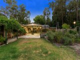 https://images.listonce.com.au/custom/160x/listings/174-cardigan-road-mooroolbark-vic-3138/390/01524390_img_16.jpg?tCfESkuIpXw