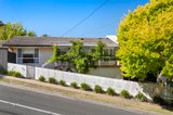 https://images.listonce.com.au/custom/160x/listings/174-mountain-view-road-briar-hill-vic-3088/577/01113577_img_01.jpg?_zkmyETQbPY