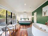 https://images.listonce.com.au/custom/160x/listings/174-pine-avenue-badger-creek-vic-3777/815/01732815_img_13.jpg?60n7FmaBcV0