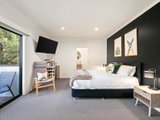 https://images.listonce.com.au/custom/160x/listings/174-pine-avenue-badger-creek-vic-3777/815/01732815_img_14.jpg?ovqmBvJMG9o