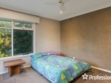 https://images.listonce.com.au/custom/160x/listings/175-lincoln-road-croydon-vic-3136/407/01526407_img_06.jpg?Y86wHkAxSbY