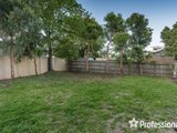 https://images.listonce.com.au/custom/160x/listings/175-lincoln-road-croydon-vic-3136/407/01526407_img_10.jpg?QKEGvvm_RkQ