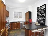 https://images.listonce.com.au/custom/160x/listings/175-melbourne-road-williamstown-vic-3016/955/01202955_img_04.jpg?nTH360s53jc