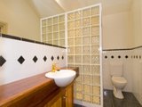 https://images.listonce.com.au/custom/160x/listings/175-verner-street-east-geelong-vic-3219/590/01699590_img_06.jpg?PhIZCNnLiVc