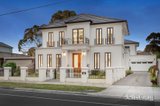 https://images.listonce.com.au/custom/160x/listings/176-capital-avenue-glen-waverley-vic-3150/905/01818905_img_02.jpg?fpnAkBd4Z64