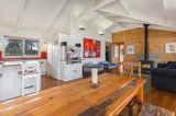 https://images.listonce.com.au/custom/160x/listings/176-gordons-road-welshmans-reef-vic-3462/804/00663804_img_02.jpg?FxuuCZ5Zmm8
