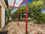 https://images.listonce.com.au/custom/160x/listings/176-mason-street-newport-vic-3015/174/01203174_img_10.jpg?GhGxvLyJE-s
