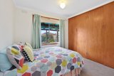https://images.listonce.com.au/custom/160x/listings/176-thompson-road-north-geelong-vic-3215/137/01699137_img_07.jpg?XiJImnueD2M