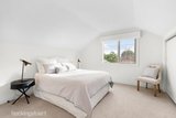 https://images.listonce.com.au/custom/160x/listings/1760-harp-road-kew-vic-3101/251/01684251_img_07.jpg?kPBA_rl1L20