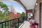https://images.listonce.com.au/custom/160x/listings/1760-harp-road-kew-vic-3101/251/01684251_img_10.jpg?1GAlbxNN2Eo