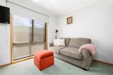 https://images.listonce.com.au/custom/160x/listings/178-ballarat-road-creswick-vic-3363/677/01600677_img_08.jpg?f3FCBj2u3nM