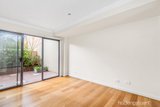 https://images.listonce.com.au/custom/160x/listings/1781-whitehorse-road-mont-albert-vic-3127/832/01904832_img_03.jpg?0g18-jofUFA