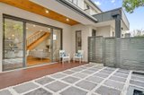 https://images.listonce.com.au/custom/160x/listings/17a-hayfield-road-mount-waverley-vic-3149/220/00918220_img_05.jpg?HCK6sdDSOsA