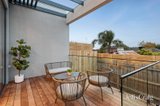https://images.listonce.com.au/custom/160x/listings/17a-helene-street-bulleen-vic-3105/543/01914543_img_14.jpg?OlDwWkfExL4