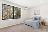 https://images.listonce.com.au/custom/160x/listings/17a-hillcrest-court-donvale-vic-3111/999/01747999_img_10.jpg?3XGj0L3mnVY