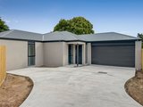 https://images.listonce.com.au/custom/160x/listings/17a-lade-avenue-kilsyth-vic-3137/523/01885523_img_01.jpg?JPJCMAN7g2E