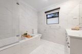 https://images.listonce.com.au/custom/160x/listings/17a-lockhart-court-kilsyth-vic-3137/647/01952647_img_11.jpg?1_uj56RSvpE
