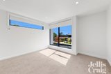 https://images.listonce.com.au/custom/160x/listings/17a-patricia-street-keilor-east-vic-3033/588/01652588_img_09.jpg?QWSFPTiTlTA