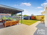 https://images.listonce.com.au/custom/160x/listings/17a-st-leonards-road-ascot-vale-vic-3032/160/01641160_img_04.jpg?8QwfHpNYrRk