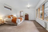 https://images.listonce.com.au/custom/160x/listings/18-adelaide-avenue-mount-waverley-vic-3149/863/01487863_img_08.jpg?TF5BtiaaZjA