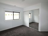 https://images.listonce.com.au/custom/160x/listings/18-aitkenside-avenue-highton-vic-3216/344/01876344_img_08.jpg?HcBzyy_Fbyk