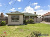 https://images.listonce.com.au/custom/160x/listings/18-almond-avenue-brooklyn-vic-3012/033/01203033_img_02.jpg?7rFoIW2NxnU