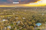 https://images.listonce.com.au/custom/160x/listings/18-amersham-drive-warrandyte-vic-3113/335/01748335_img_23.jpg?MW7nC2mcooE